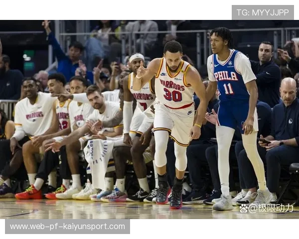 勇士力克太阳,库里手感火热穆迪全面开花,勇士力克尼克斯 库里37分 勇士力克太阳,库里手感火热穆迪全面开花,勇士力克尼克斯 库里37分